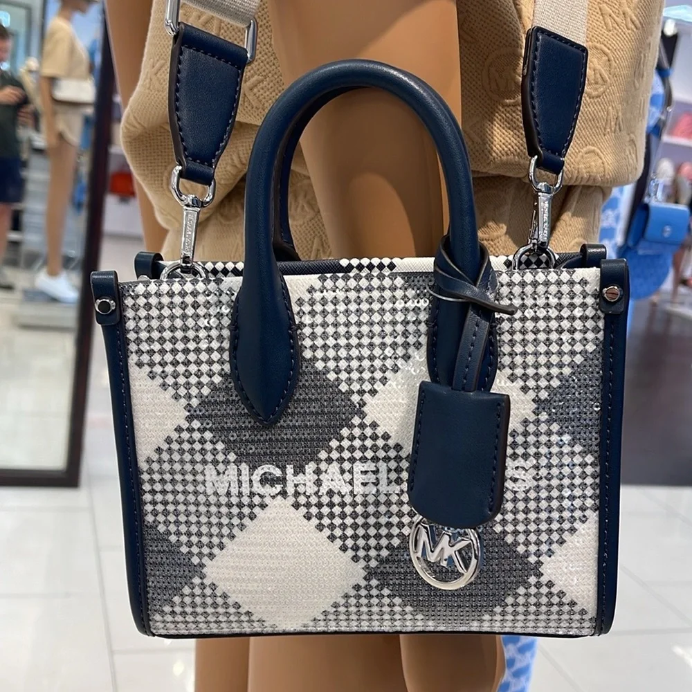 Michael Kors Mirella Extra-Small Logo Crossbody XBODY Shopper Bag
Navy
NWT
L - Picture 5 of 16